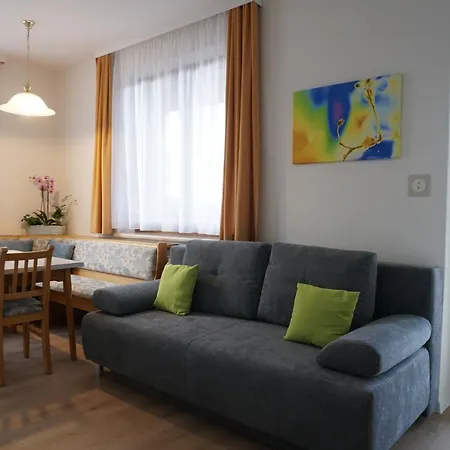 Vorstadt-appartement Haus Monika アパート *