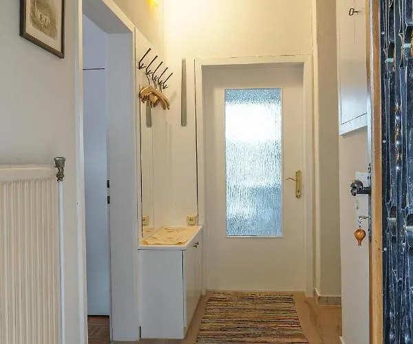 Vorstadt-appartement Haus Monika Apartman