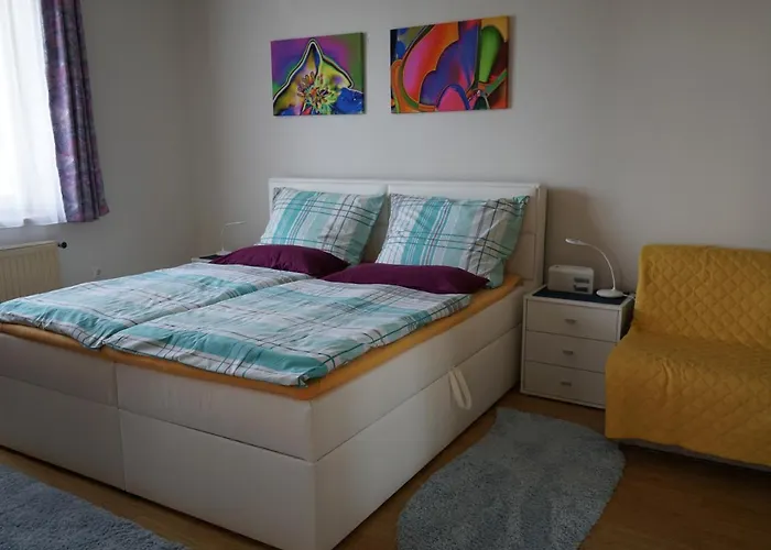 Vorstadt-appartement Haus Monika *